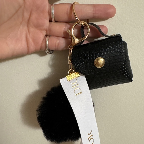 Dior Ribbon Keychain - Picture 3 of 5